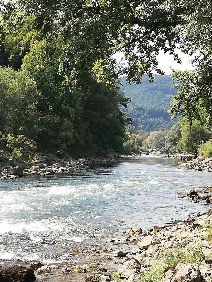 Holiday Homer Kuca Na Obali Vrbasa Μπάνια Λούκα Εξωτερικό φωτογραφία